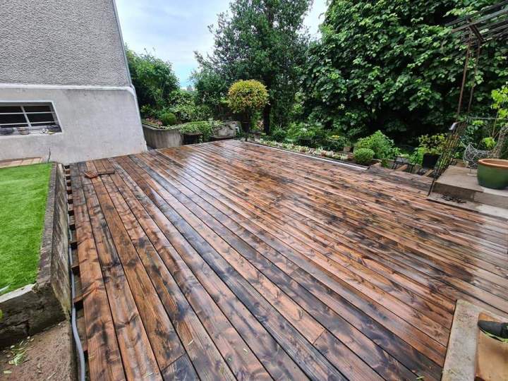 Terrasse en pin traitée en autoclave Saint-Germain-des-Fossés